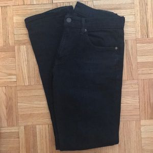 Black Levi’s 511’s